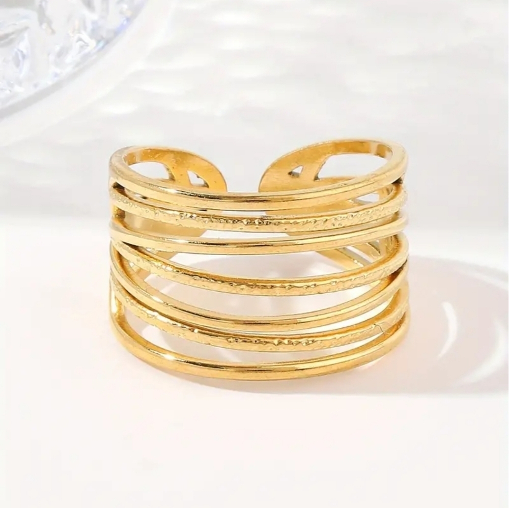 NEW! Resizable ring.   BTQ - Picture 5 of 6